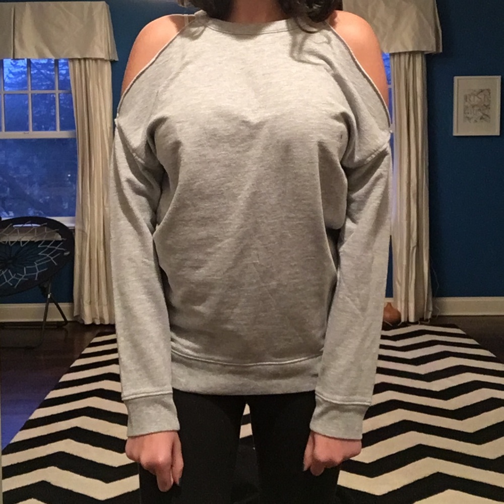 #NWT AMERICAN EAGLE SWEATER